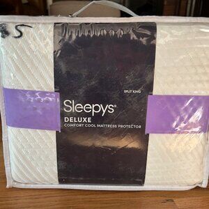 Sleepy's Cooling Knit Mattress Protector - Split King